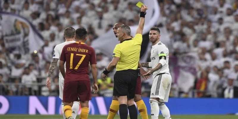 Thẻ vàng trong cuộc đua cúp cũng là 1 chiến thuật